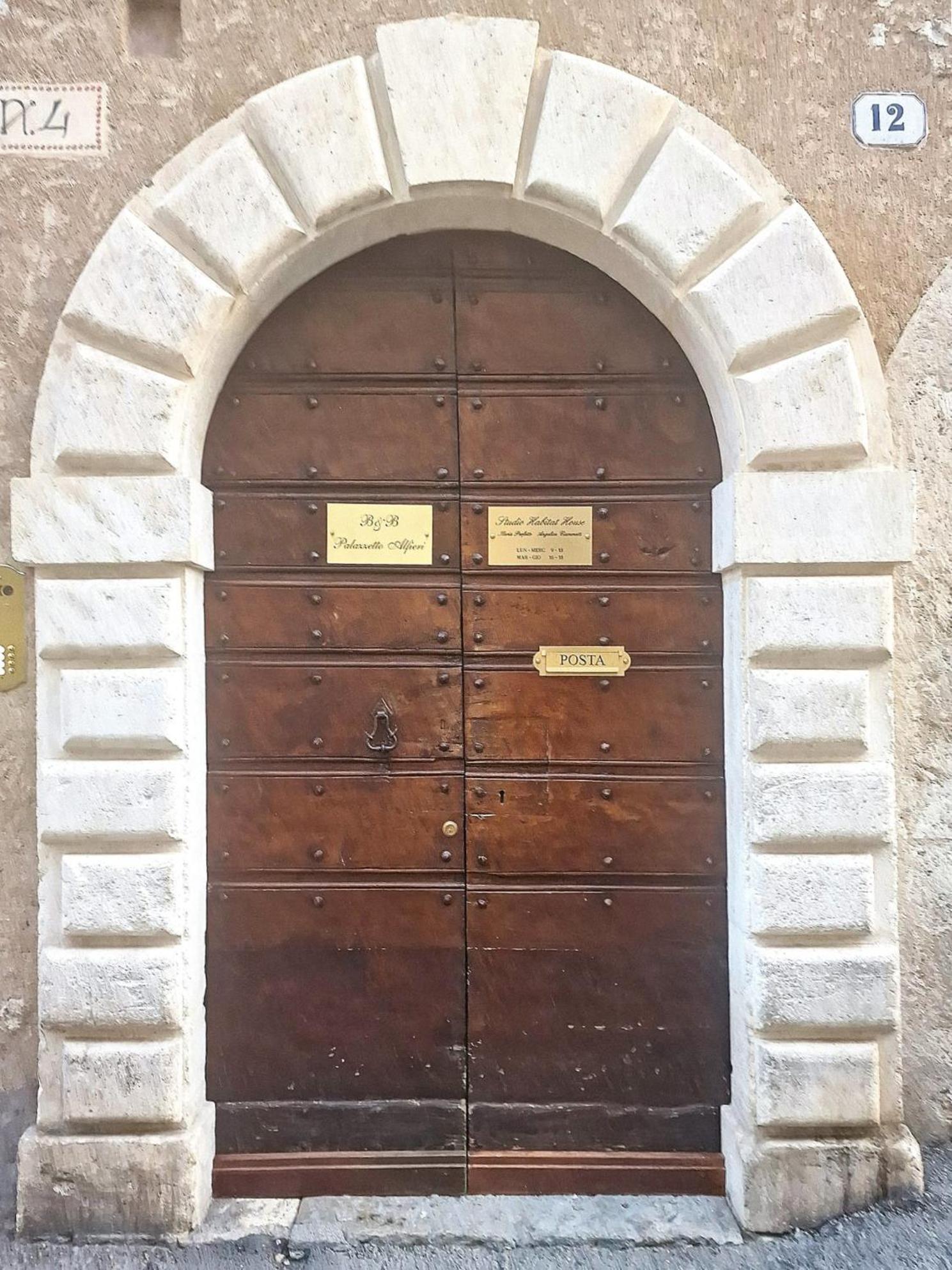 B&B Palazzetto Alfieri L'Aquila Centro Storico מראה חיצוני תמונה