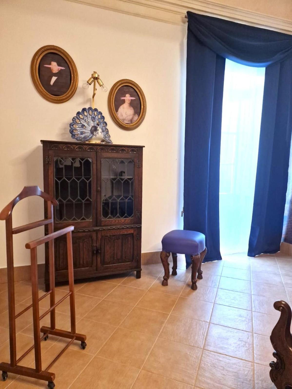 B&B Palazzetto Alfieri L'Aquila Centro Storico מראה חיצוני תמונה